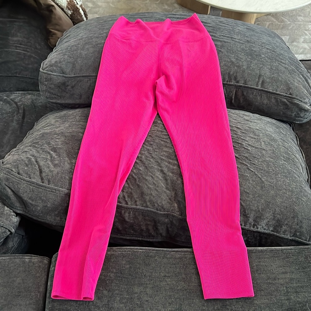 Ribbed beach riot leggings